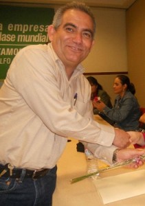 418330_268941076517060_262186543_n