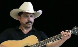 Emilio-Navaira-Ladrona-feat-Luis-Padilla