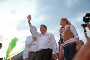 13315794_10154329489598083_285173744758314705_n