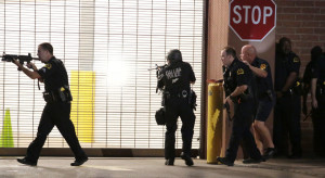 Dallas-respondio-provocado-francotiradores-protestas_LNCIMA20160708_0045_5