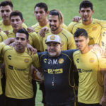 Maradona seguirá como DT de Dorados
