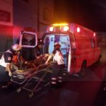 Sale de los panchos y lo acuchillan