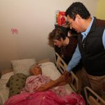 Se preocupa por abuelitos