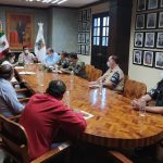 Acuerdan alcalde y autoridades militares redoblar esfuerzos contra el COVID-19