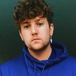 Murió el youtuber Corey La Barrie en accidente automovilístico; detienen a amigo