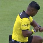 Adalid Maganda protesta contra el racismo en la Copa por México