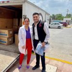 Lleva Beto insumos al Hospital