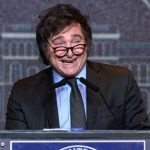 Javier Miel, el presidente electo de Argentina expone sus primeras rigurosas medidas