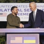 Biden dice que dio la estabilidad que el mundo necesitaba tras Trump, que prepara un nuevo revuelo