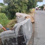 Los drenes no son basureros: hallan sillón y colchones: Beto Granados
