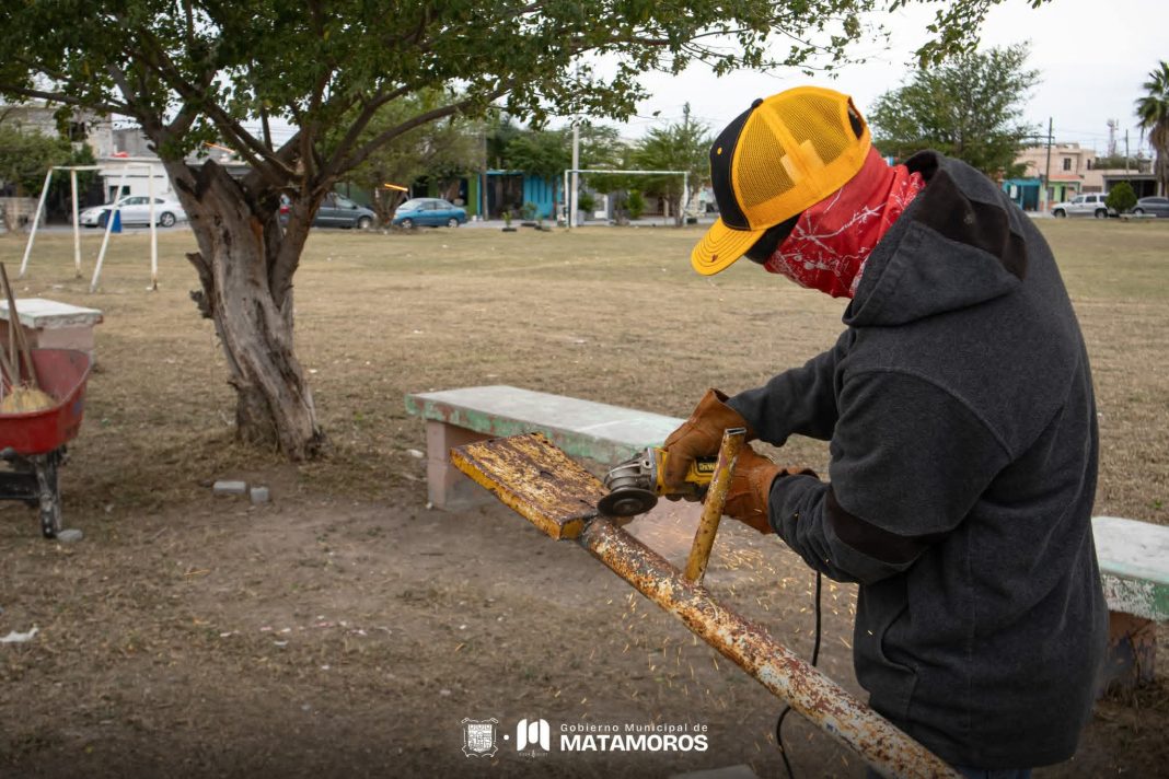 0b075f97-9f26-471a-bb88-c2825ef54bc1