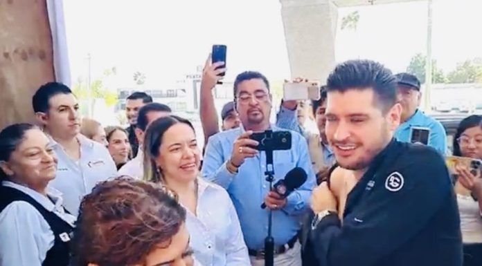 Ni Beto se salvo de la vacunada contra sarampión