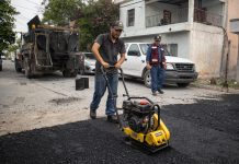 Gobierno de Beto Granados continúa mejorando vialidades con acciones permanentes de bacheo en Matamoros