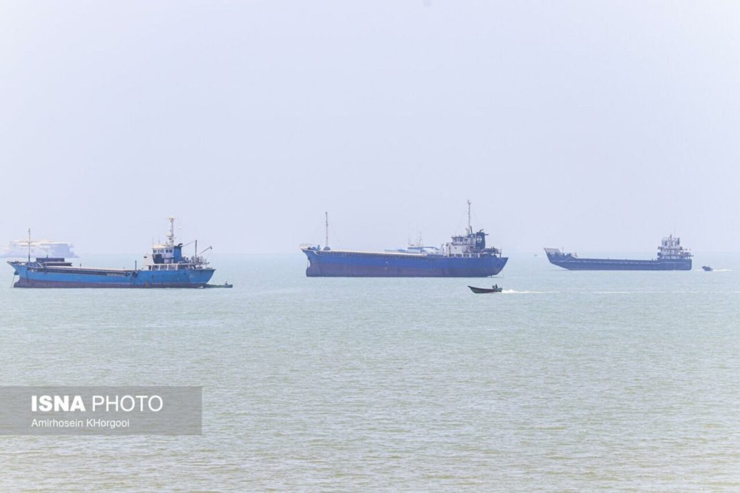Irán anuncia el cierre del estrecho de Ormuz por los ataques de Israel en el sur del Líbano