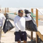 Participa DIF Matamoros en la protección, conservación y restauración del entorno marino-costero en Playa Bagdad