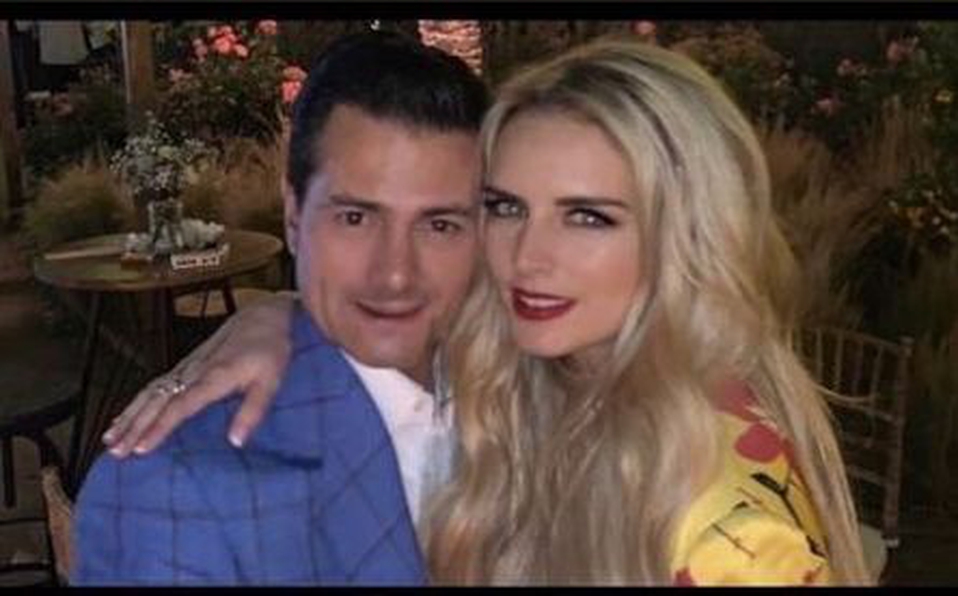 tania-ruiz-presume-amor-enrique-1_5_105_444_276