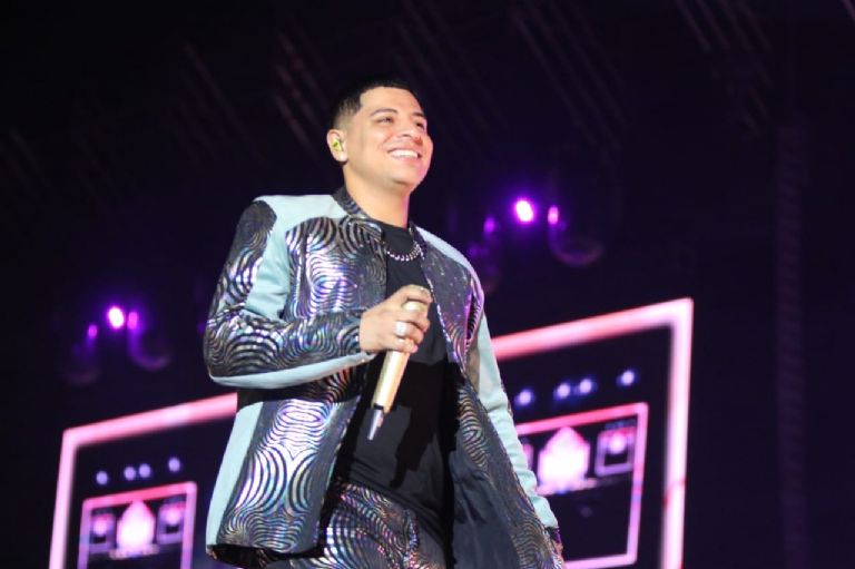 f768x1-584231_584358_5050