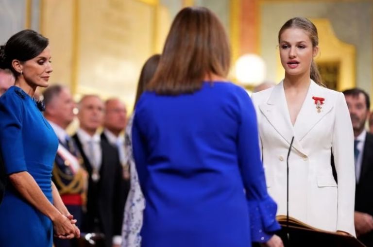 f768x1-832853_832980_14