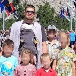Familia cristiana se mudó a Rusia para escapar del ‘lobby’ LGBT+… y se arrepiente