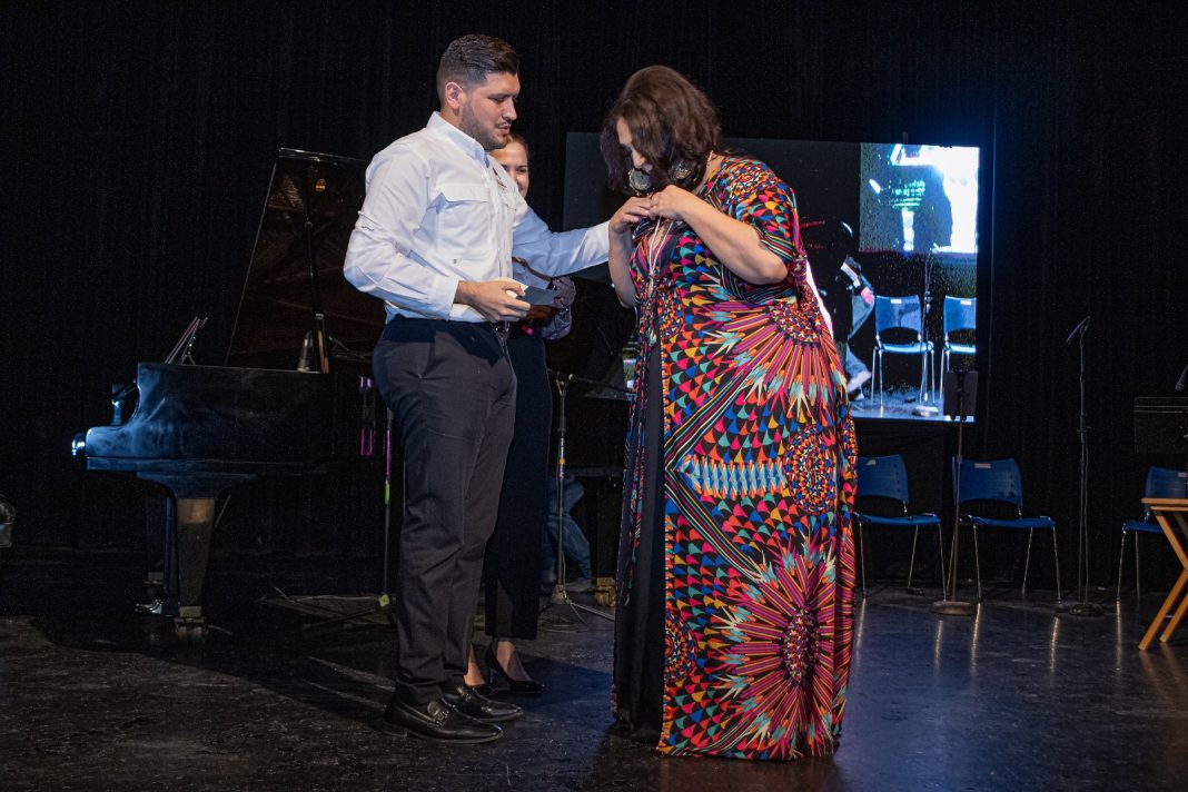 b1d99123-a042-41d2-b322-287f6cea0fad