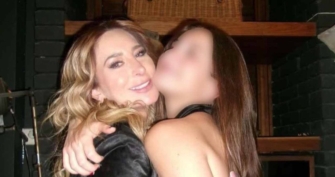 Elissa-la-hija-de-Geraldine-Bazan-y-Gabriel-Soto-celebra-16-anos-con-tiernas-felicitaciones