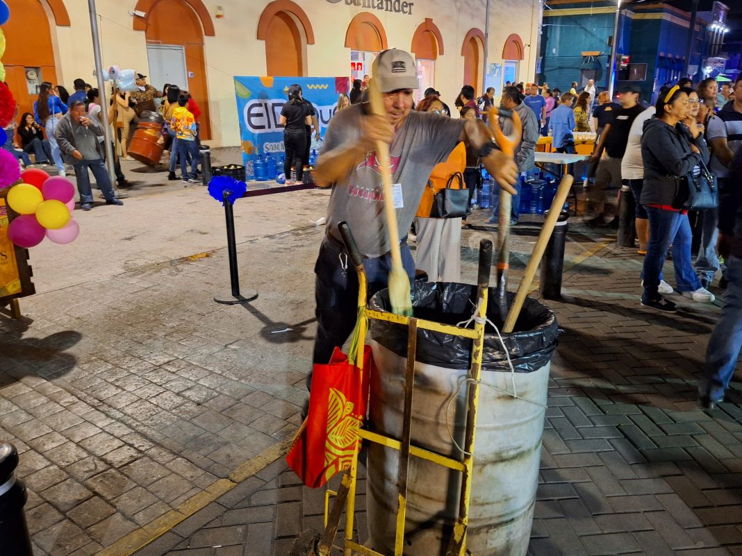 b1c3fd73-128c-4021-986b-e564a473ffb4