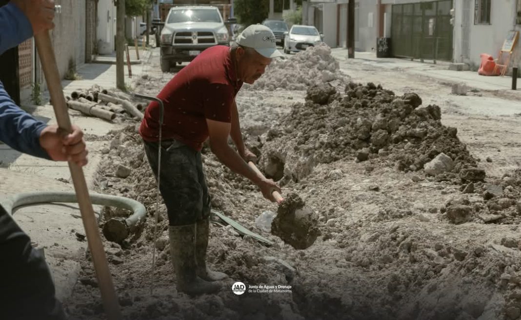 37538944-35d3-49da-ac81-5398bc6e31e8