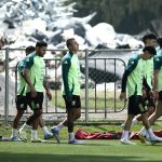 La Selección Mexicana llega en silencio a Los Ángeles, lista para defender el título