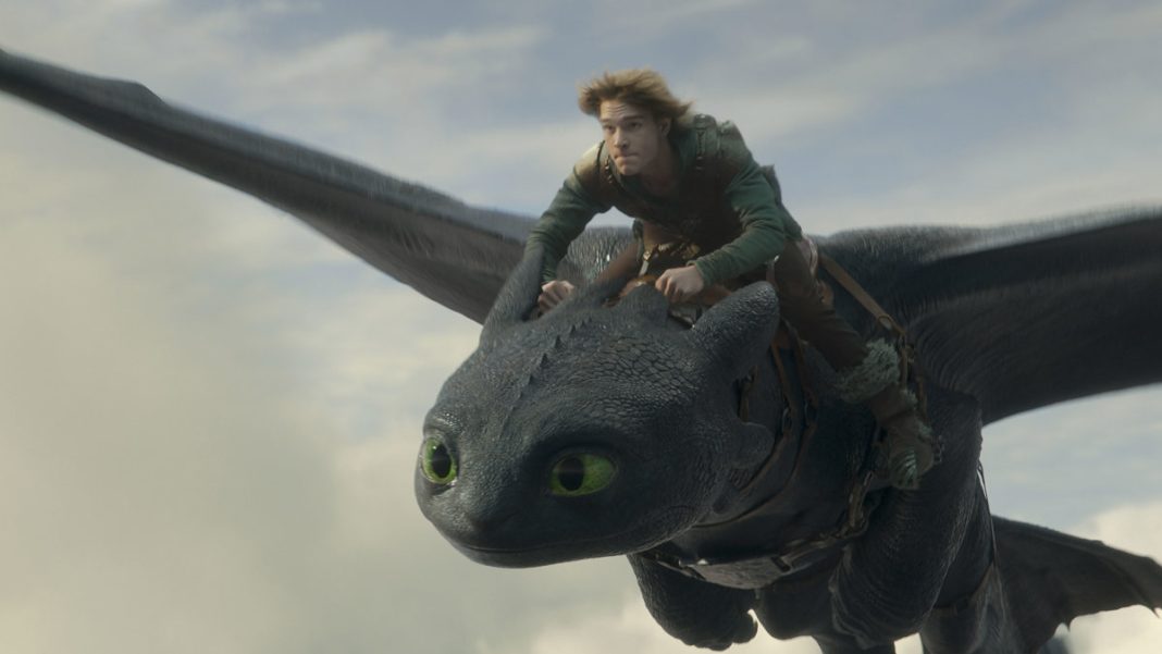 'Cómo entrenar a tu dragón' acaba con el reinado de 'Lilo & Stitch' en su estreno